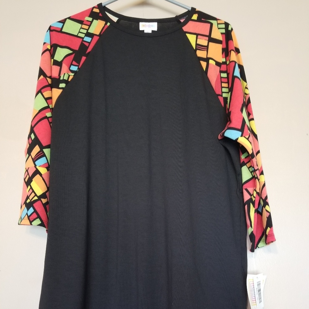NWT LuLaRoe Randy T Shirt XL